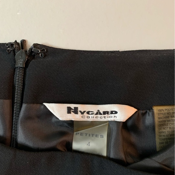 Black nygard business skirt - Picture 3 of 4
